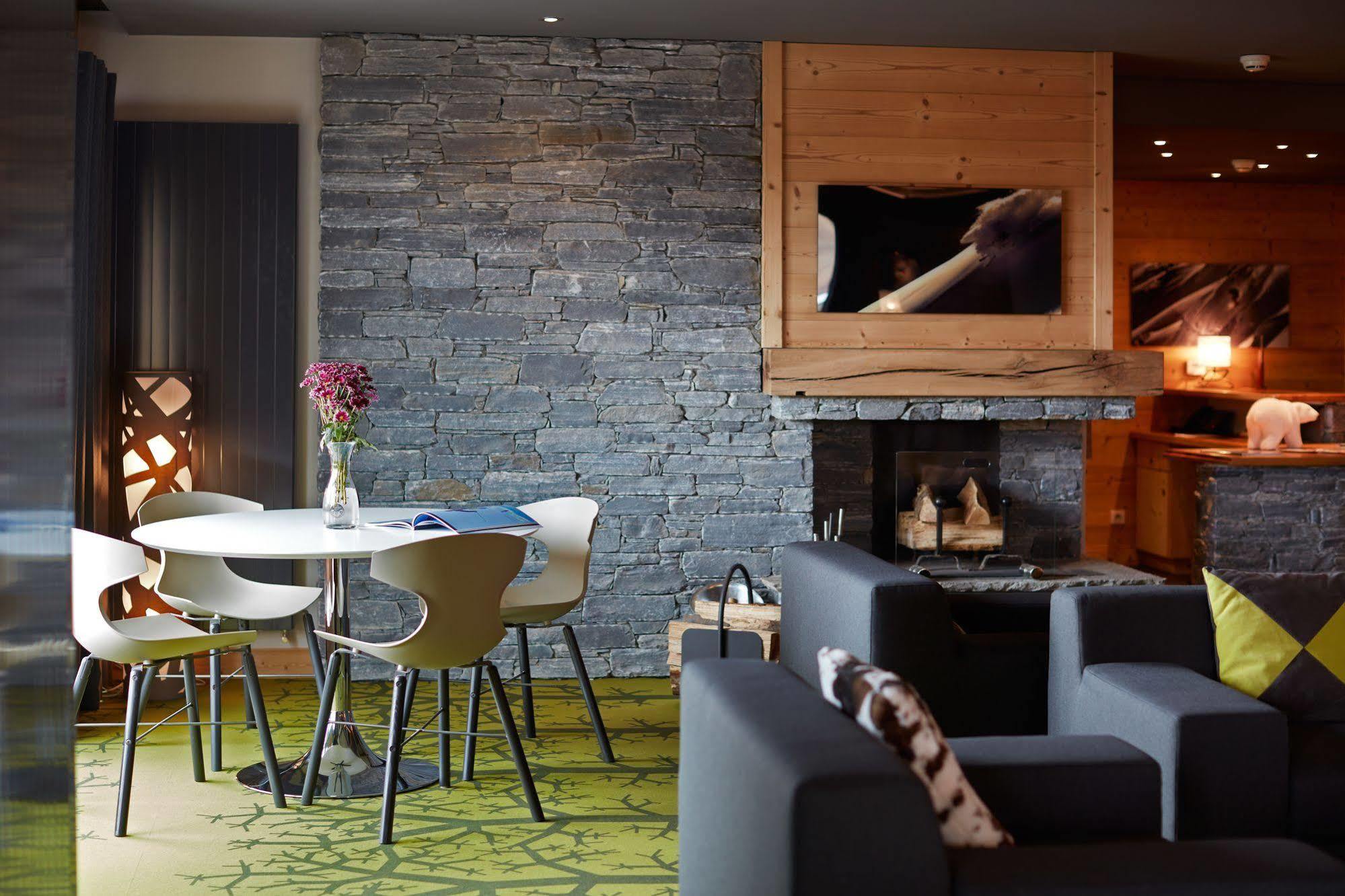 Cgh Residences & Spas Les Chalets Du Soleil Authentiques แซ็ง-มาร์แต็ง-เดอ-แบลวีย์ ภายนอก รูปภาพ